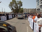 Aden: The First Protest in Front of the Presidential Council Headquarter